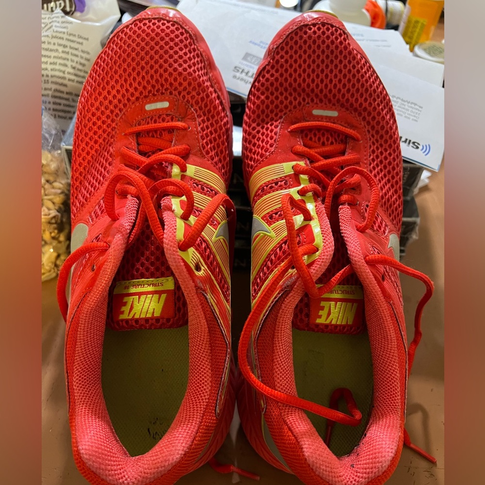 Men’s Nike size 12